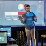 Top 5 Benefits of Using Interactive Panels in Teaching